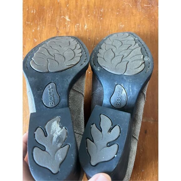 Born light tan suede ankle boots with heel - Picture 8 of 8